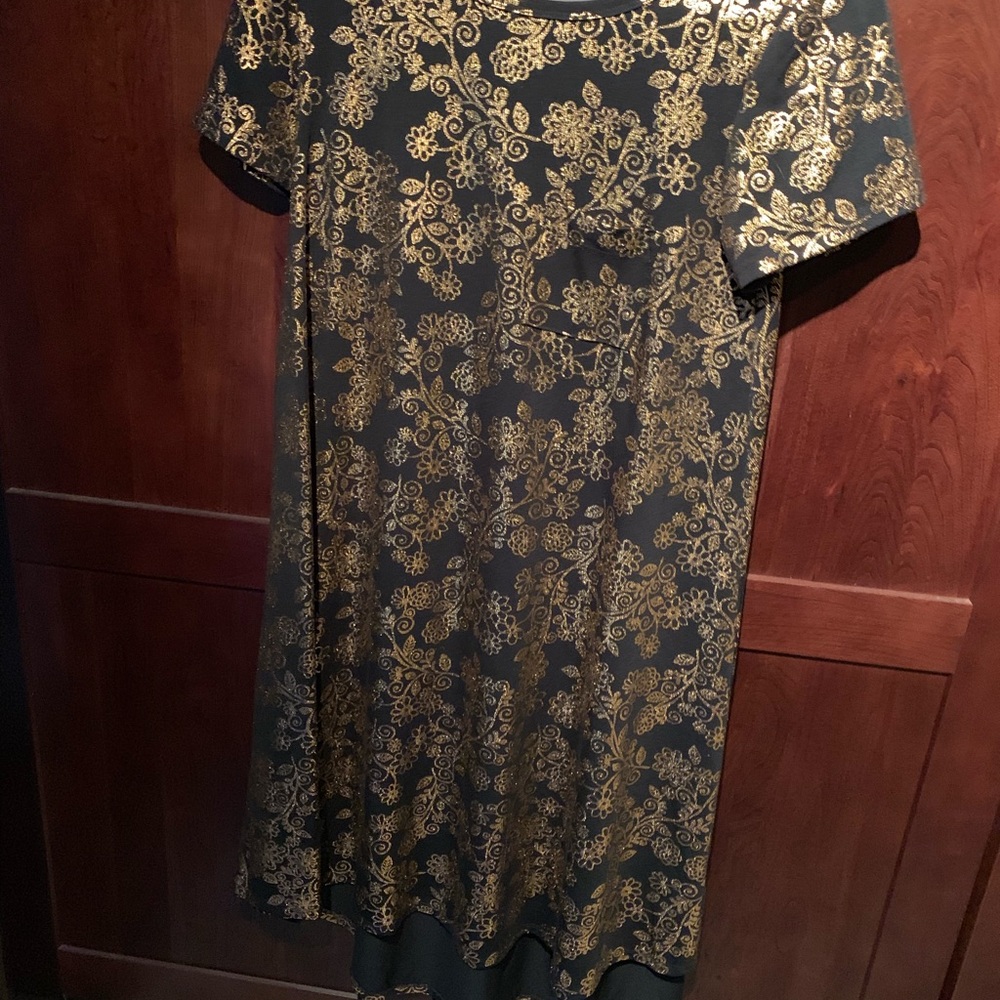 Lularoe carly elegant